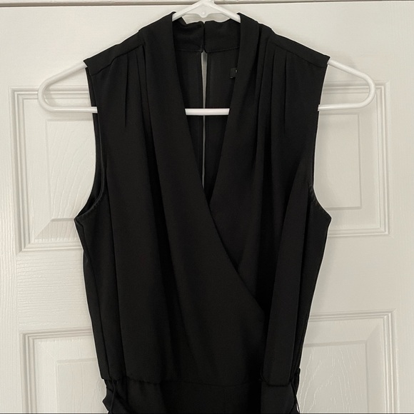 Black Jumpsuit - Banana Republic Factory - fits like a 2 - Picture 4 of 11